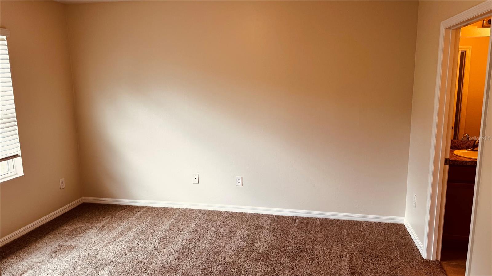 Image 14 of 18 For 7633 Lenox Circle