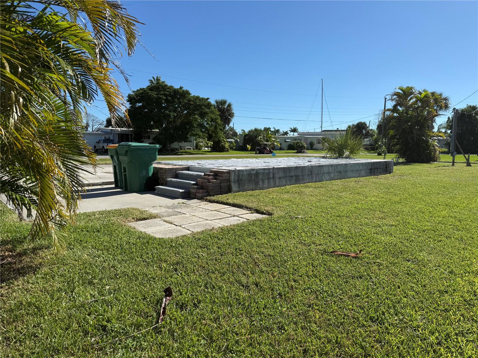 Image 3 of 20 For 4175 Bardot Road