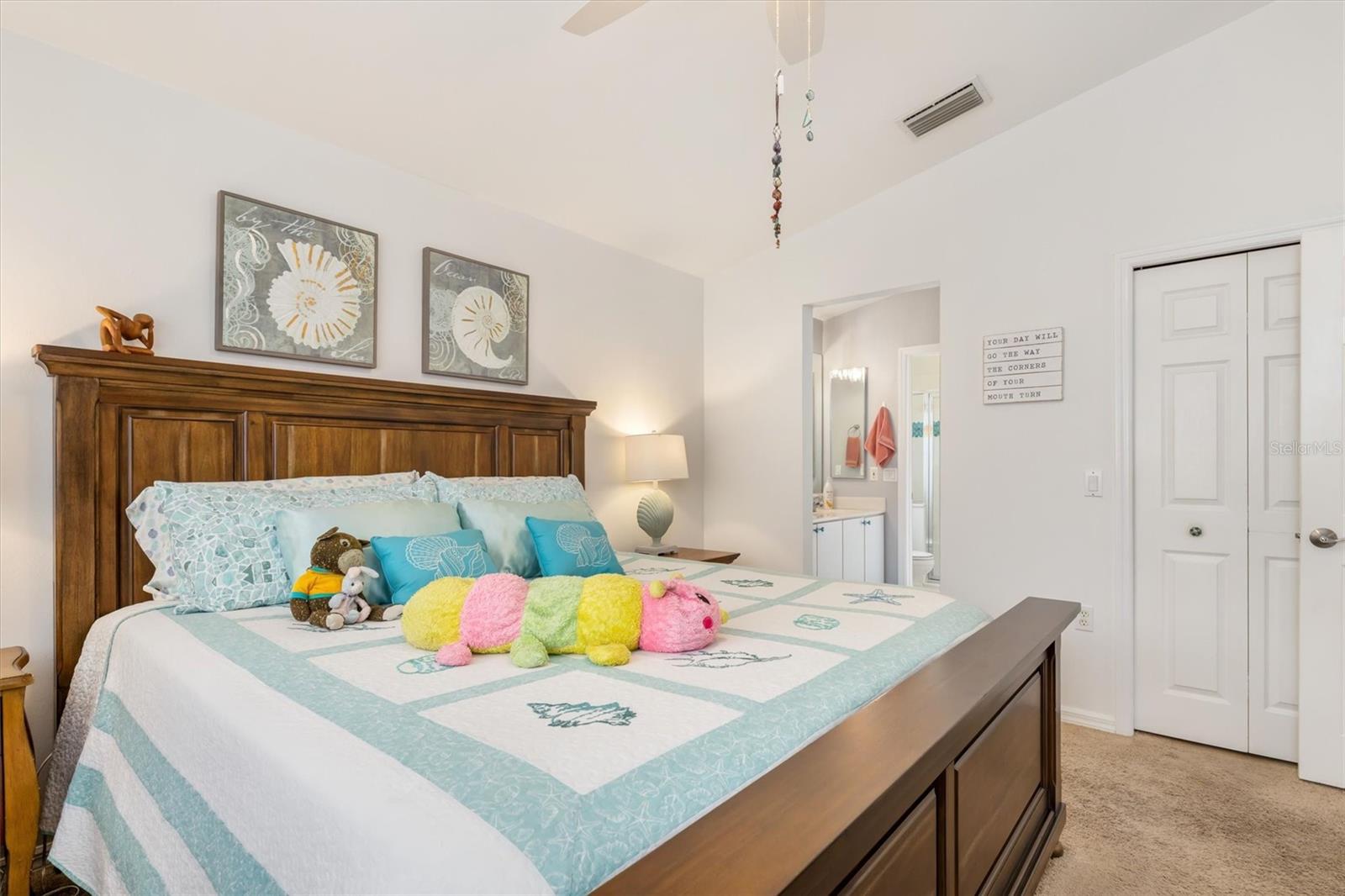 Image 18 of 42 For 24167 Buckingham Way