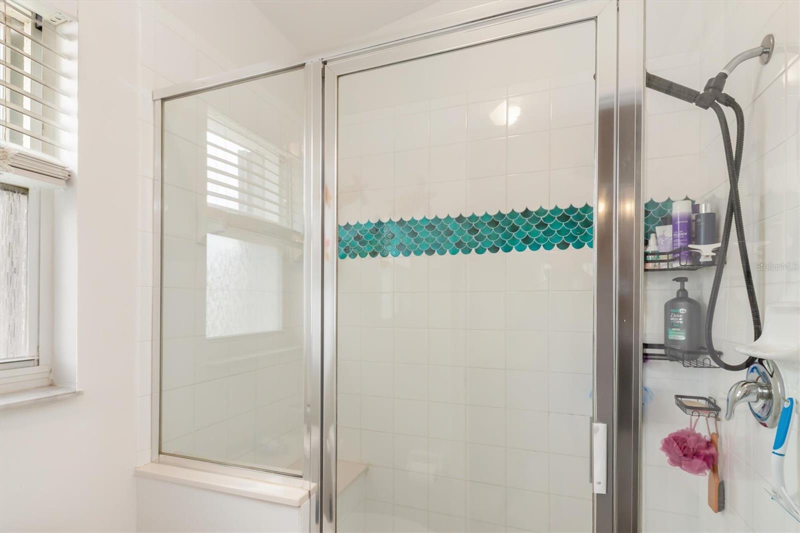 Image 22 of 42 For 24167 Buckingham Way