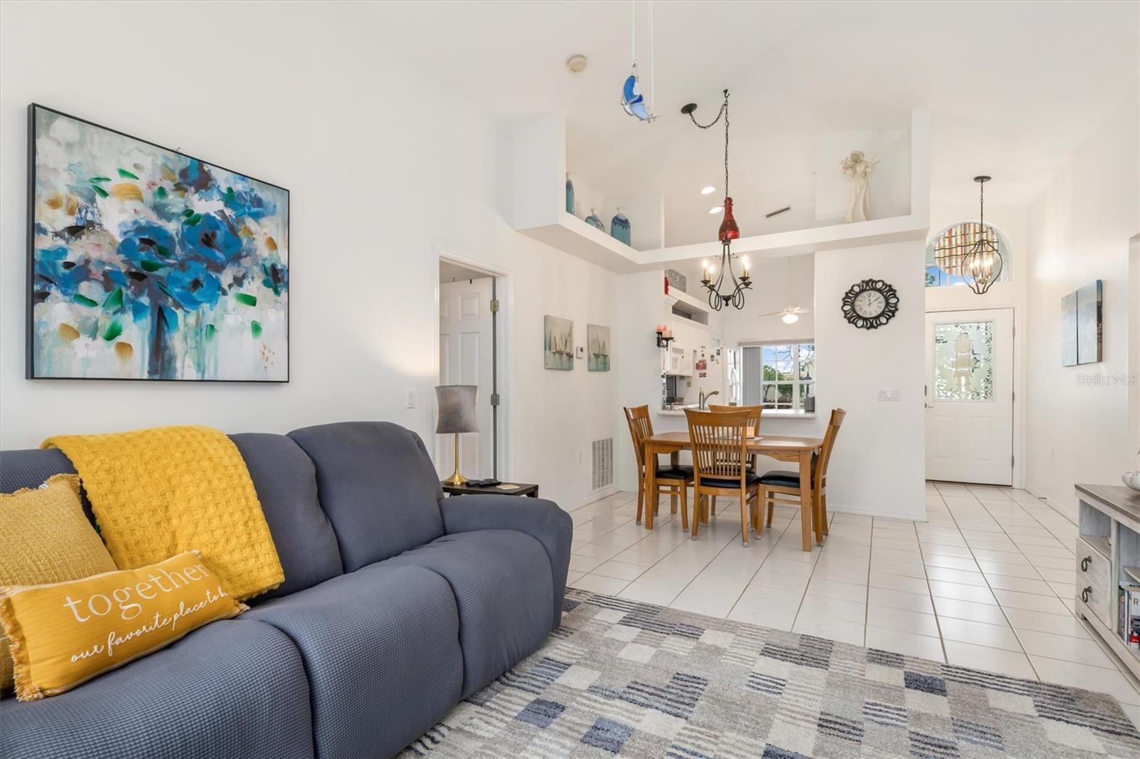 Image 7 of 42 For 24167 Buckingham Way