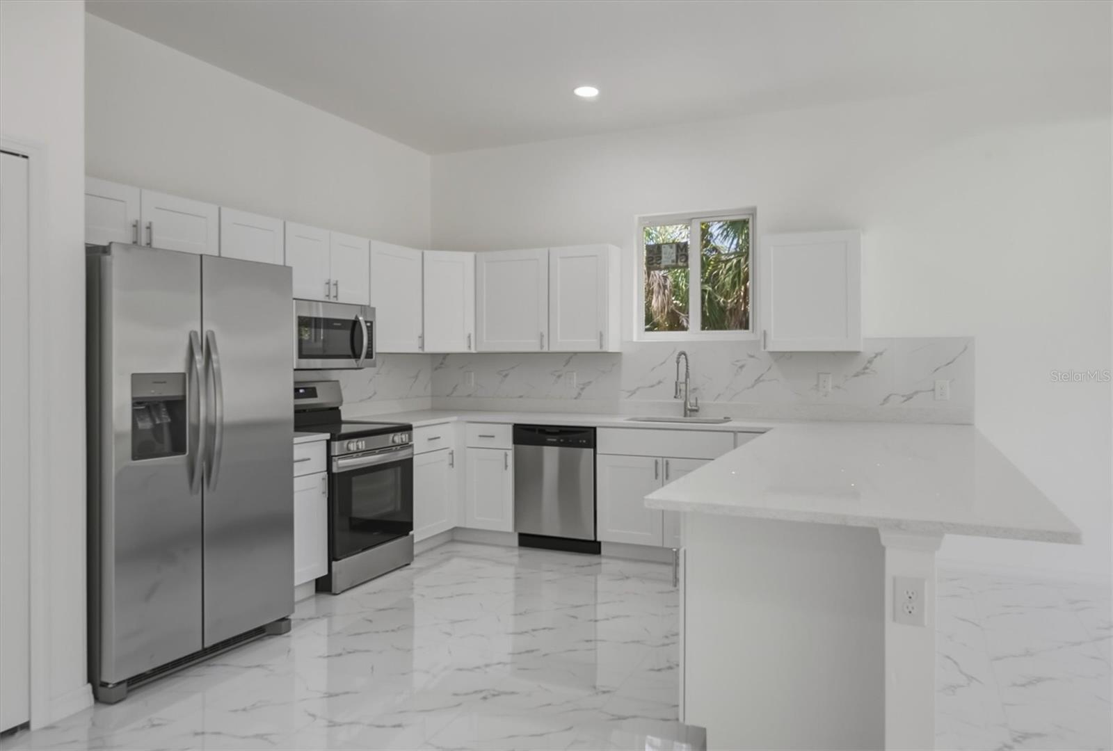 Image 10 of 61 For 26248 Eager Road