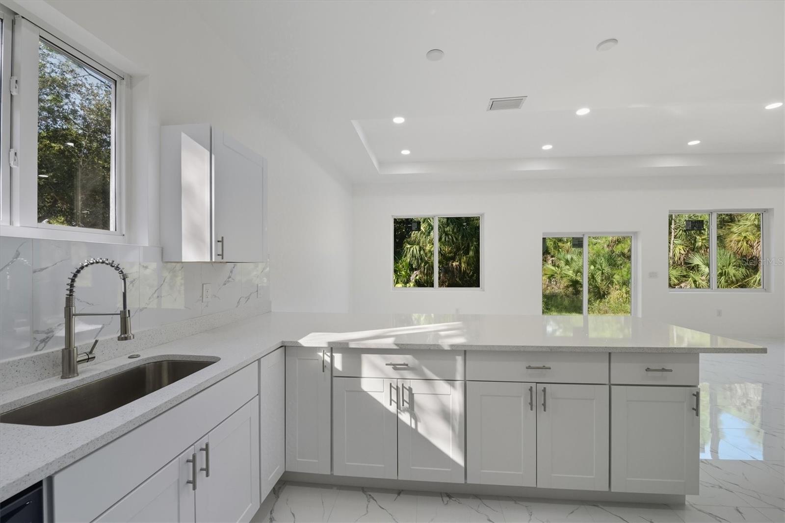 Image 13 of 61 For 26248 Eager Road