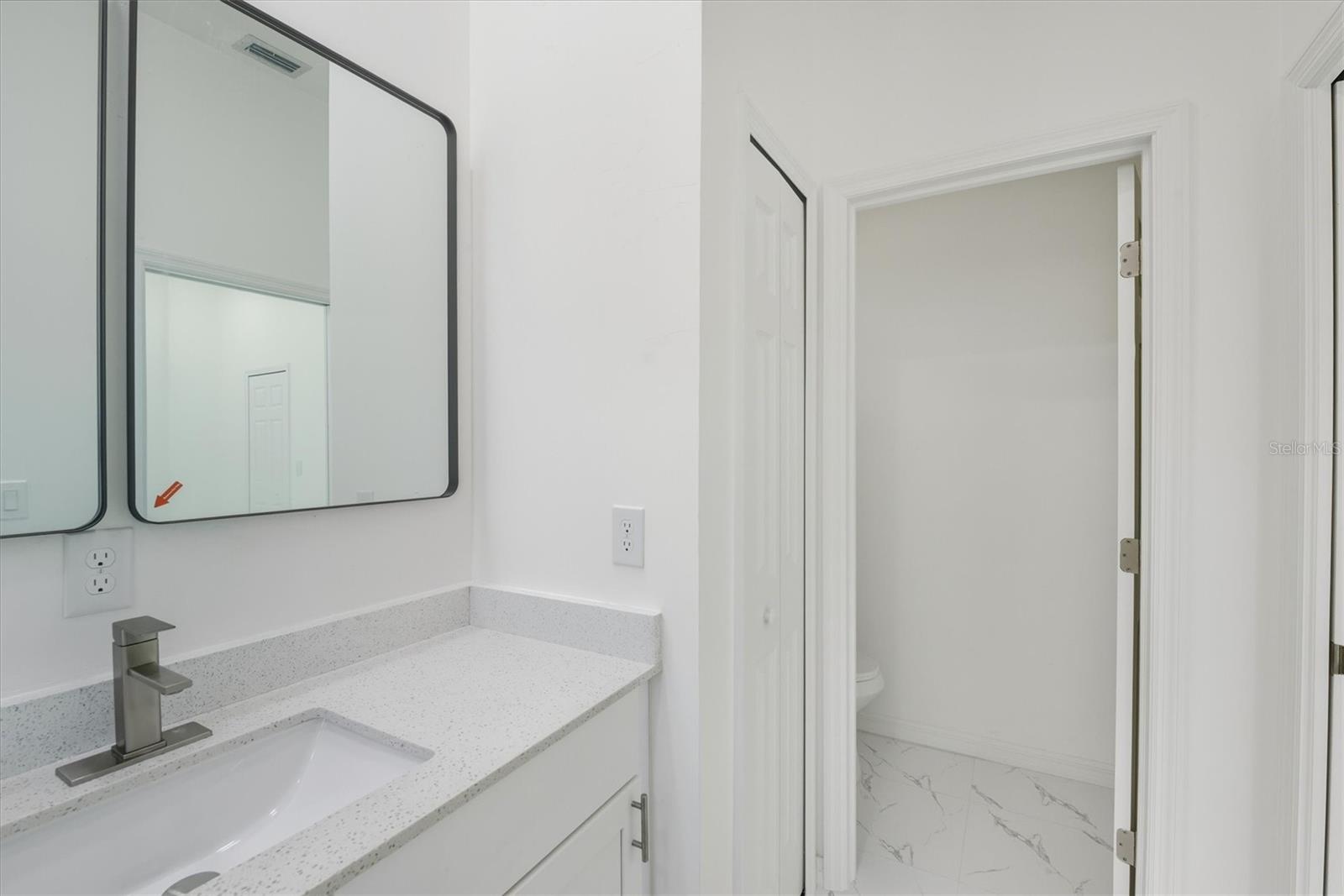 Image 28 of 61 For 26248 Eager Road