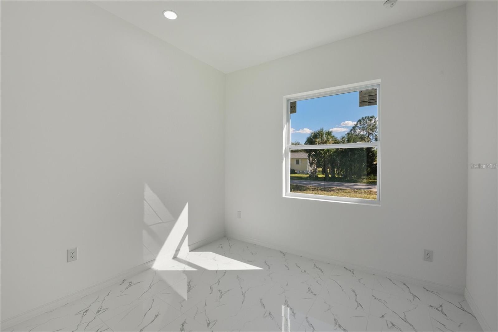 Image 30 of 61 For 26248 Eager Road