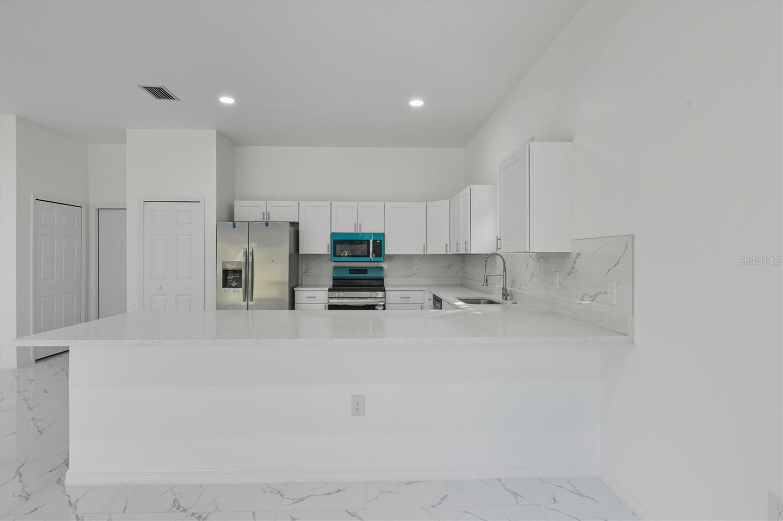 Image 37 of 61 For 26248 Eager Road