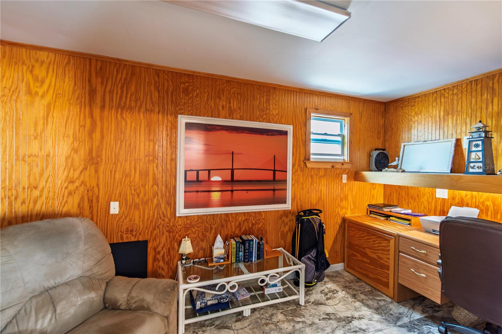 Image 13 of 31 For 36 Emden Circle