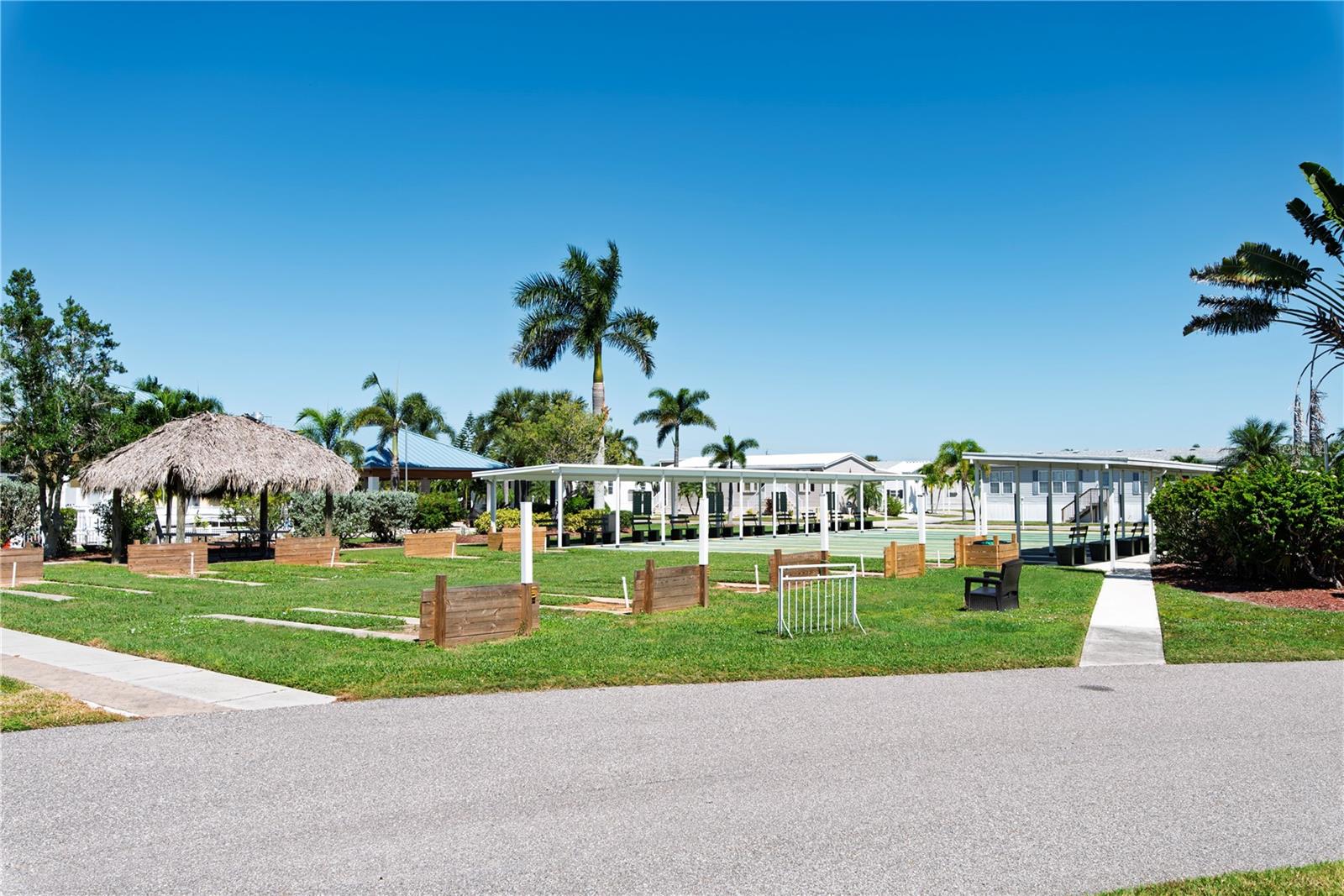 Image 15 of 31 For 36 Emden Circle