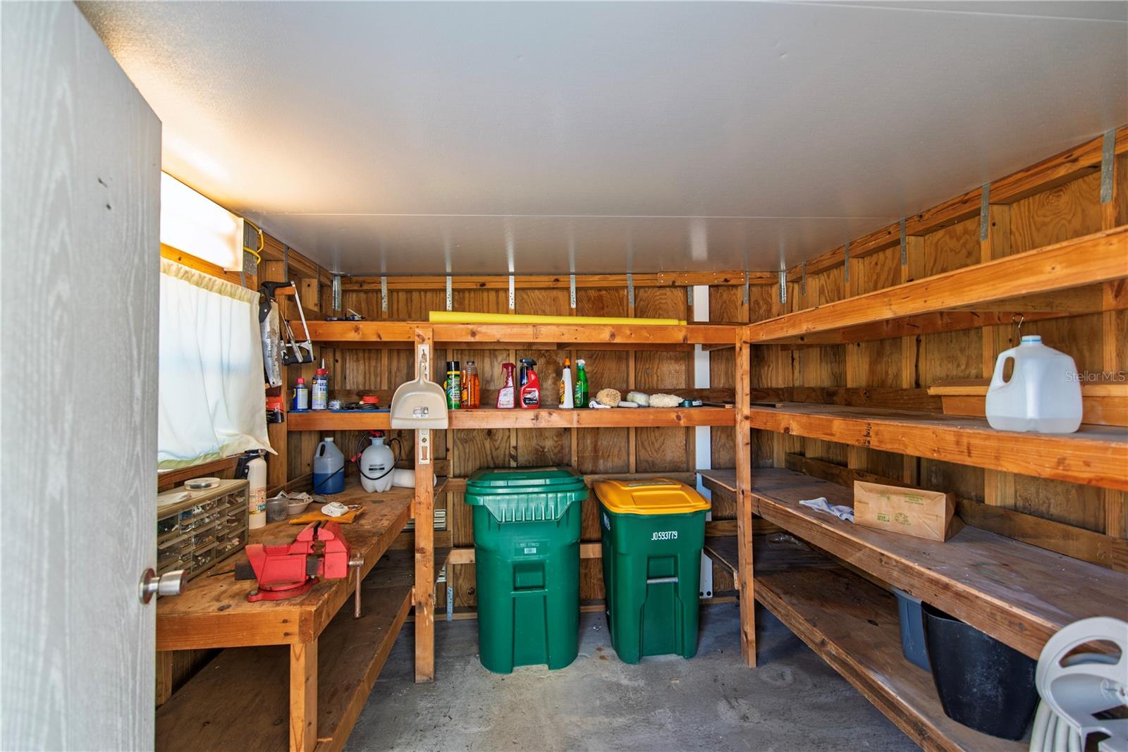 Image 22 of 31 For 36 Emden Circle