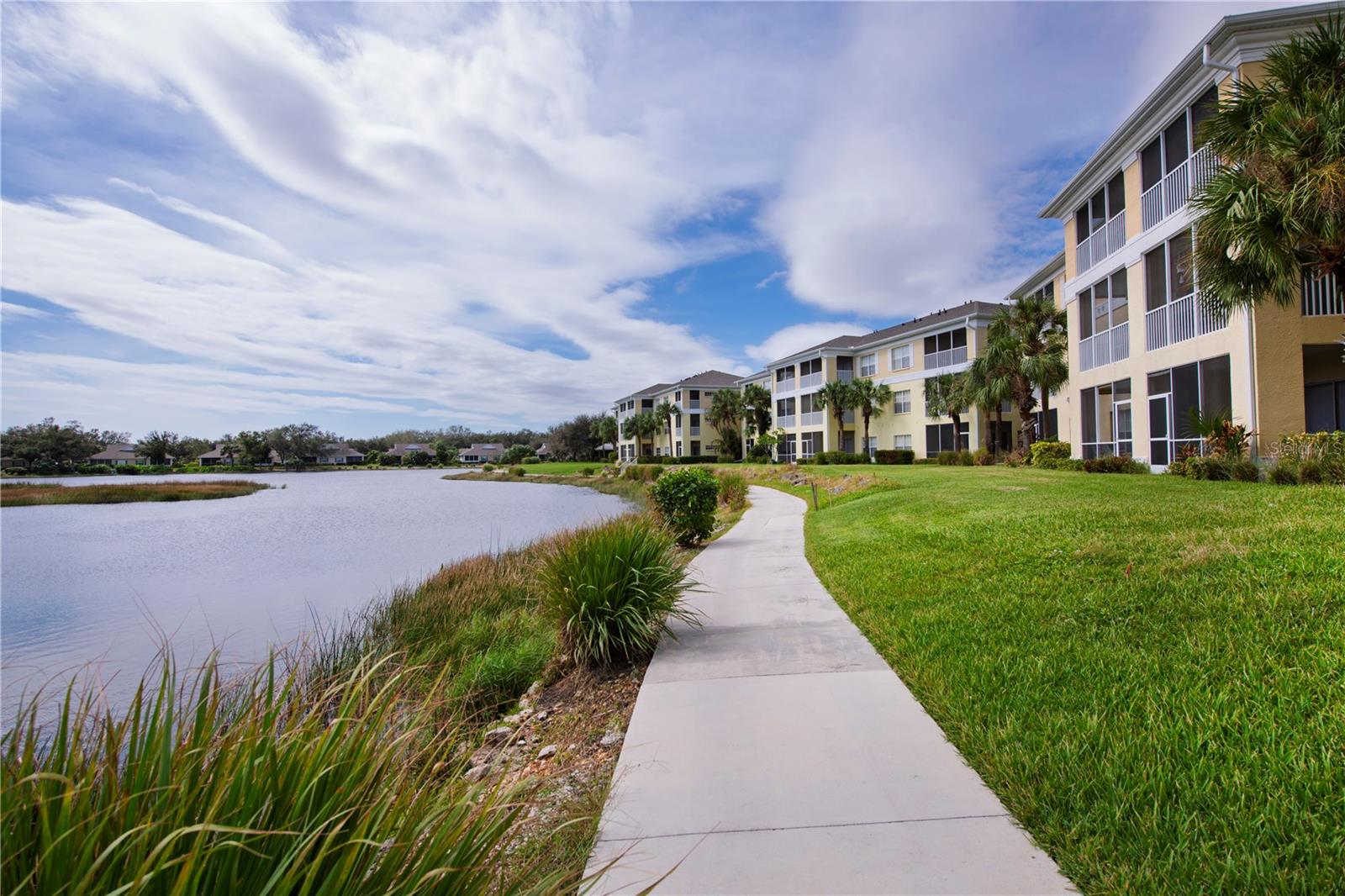 Image 47 of 79 For 19345 Water Oak Drive 208