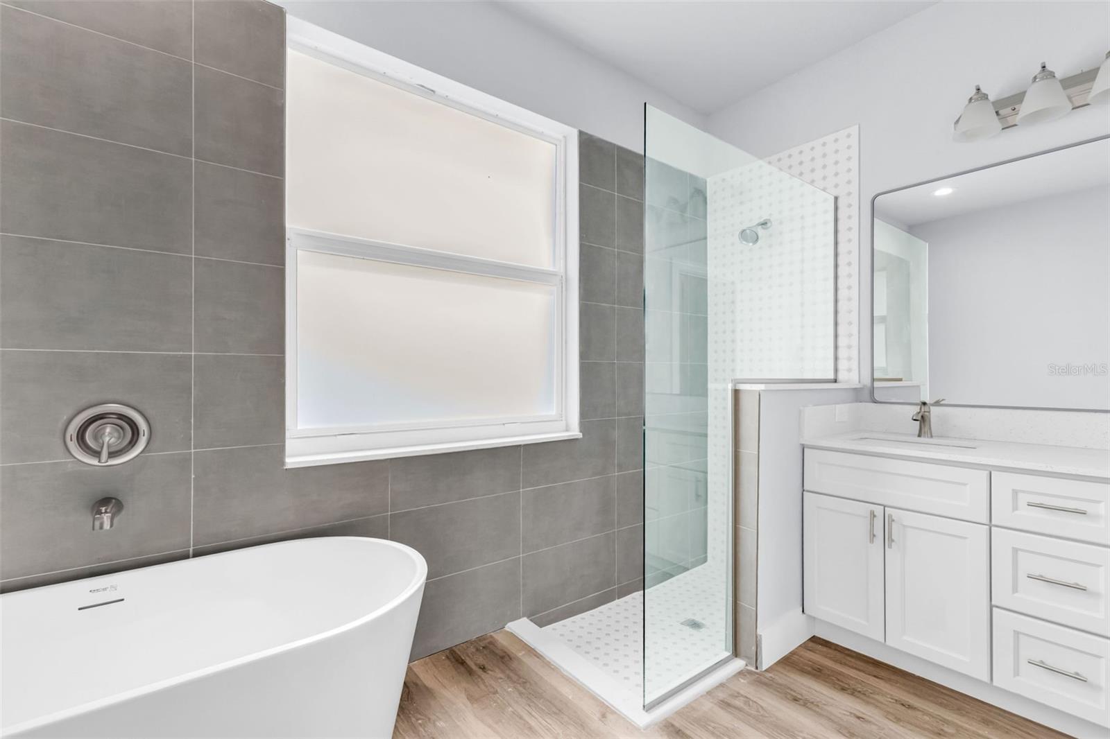 Image 33 of 51 For 3297 Swanee Road