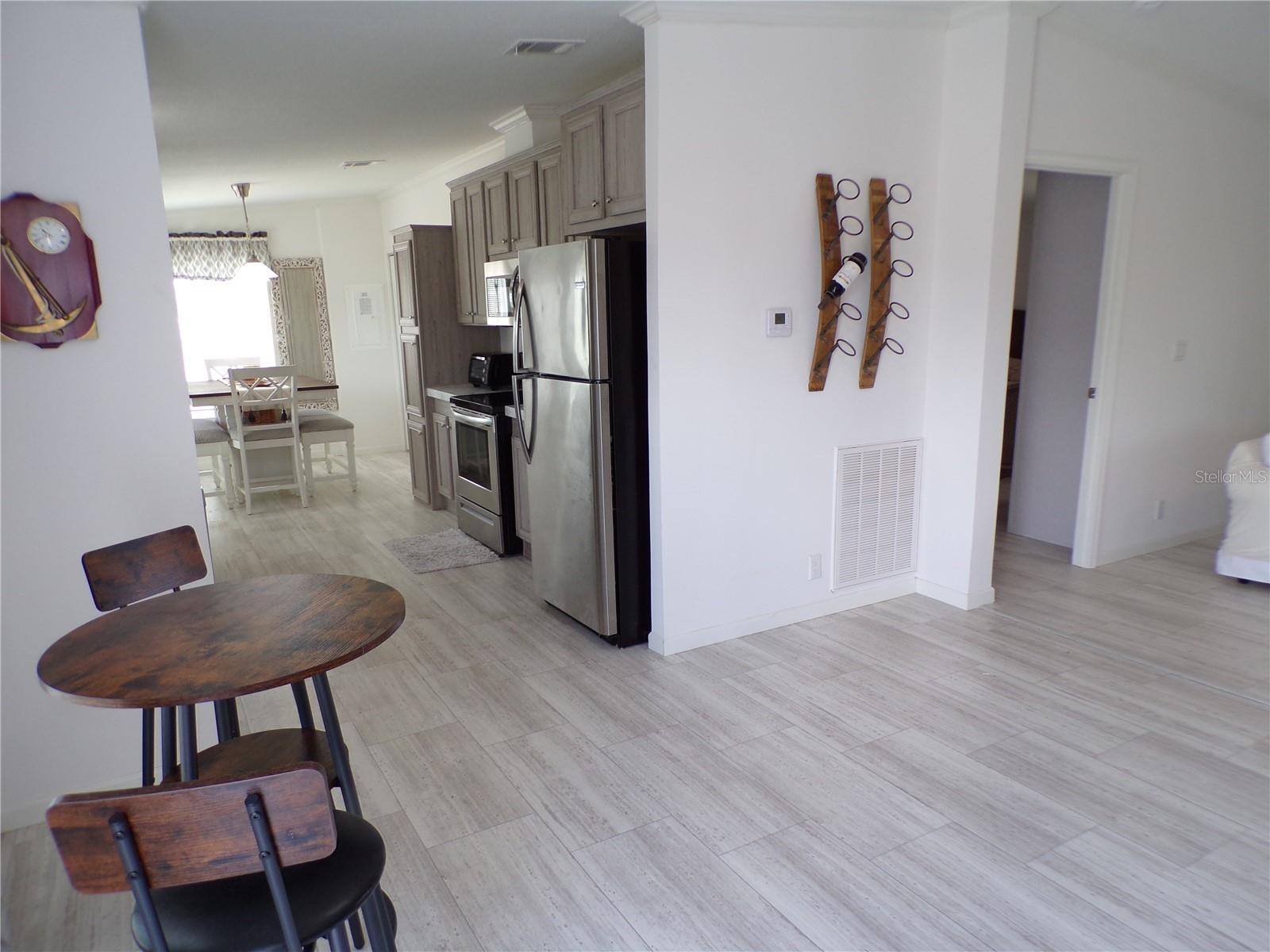 Image 6 of 53 For 721 Marlin Drive