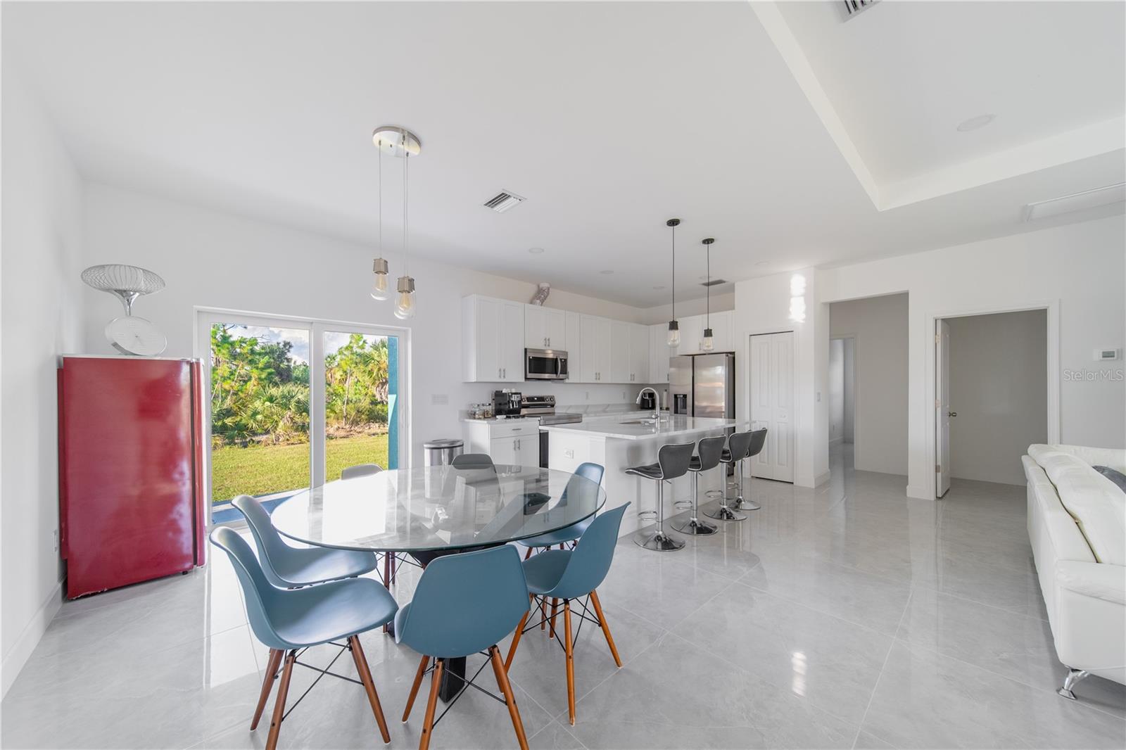 Image 11 of 35 For 15473 Lakeland Circle