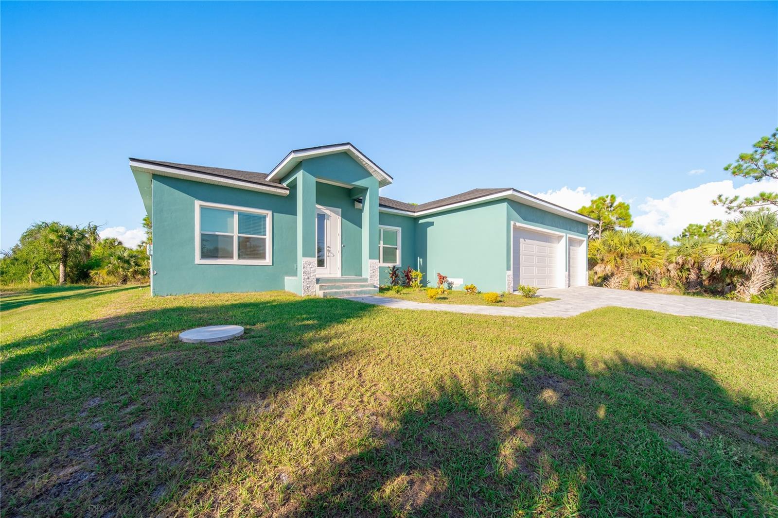 Image 26 of 35 For 15473 Lakeland Circle