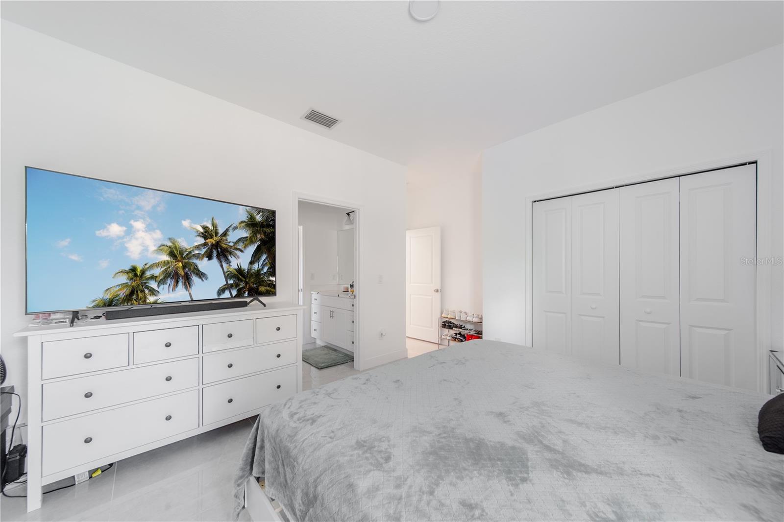 Image 9 of 35 For 15473 Lakeland Circle