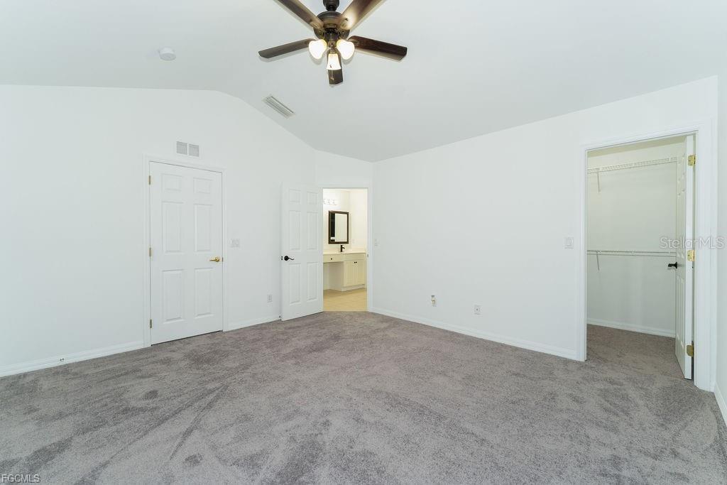 Image 41 of 48 For 8350 Village Edge Circle 4