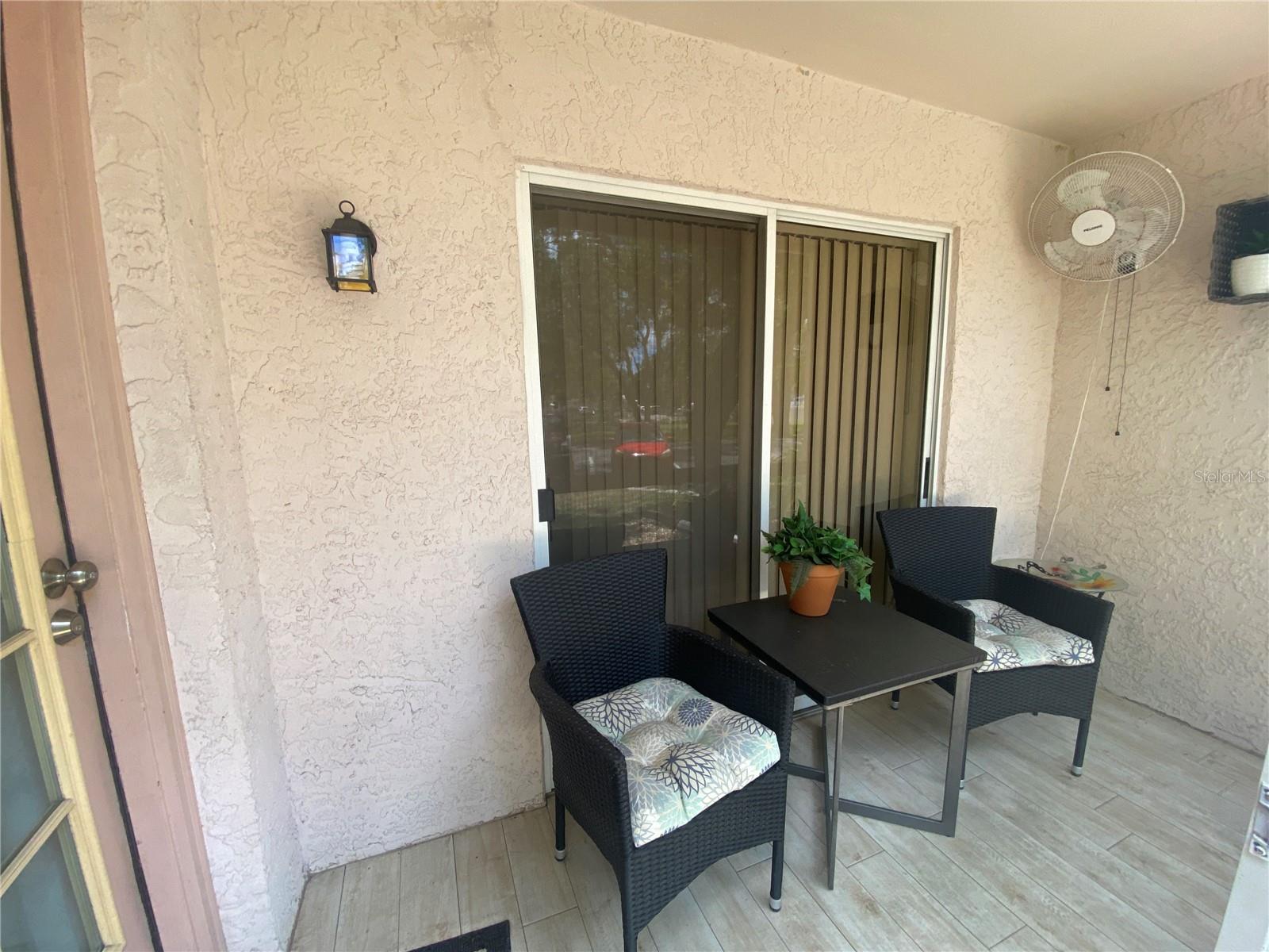 Image 12 of 17 For 1051 Forrest Nelson Boulevard 101