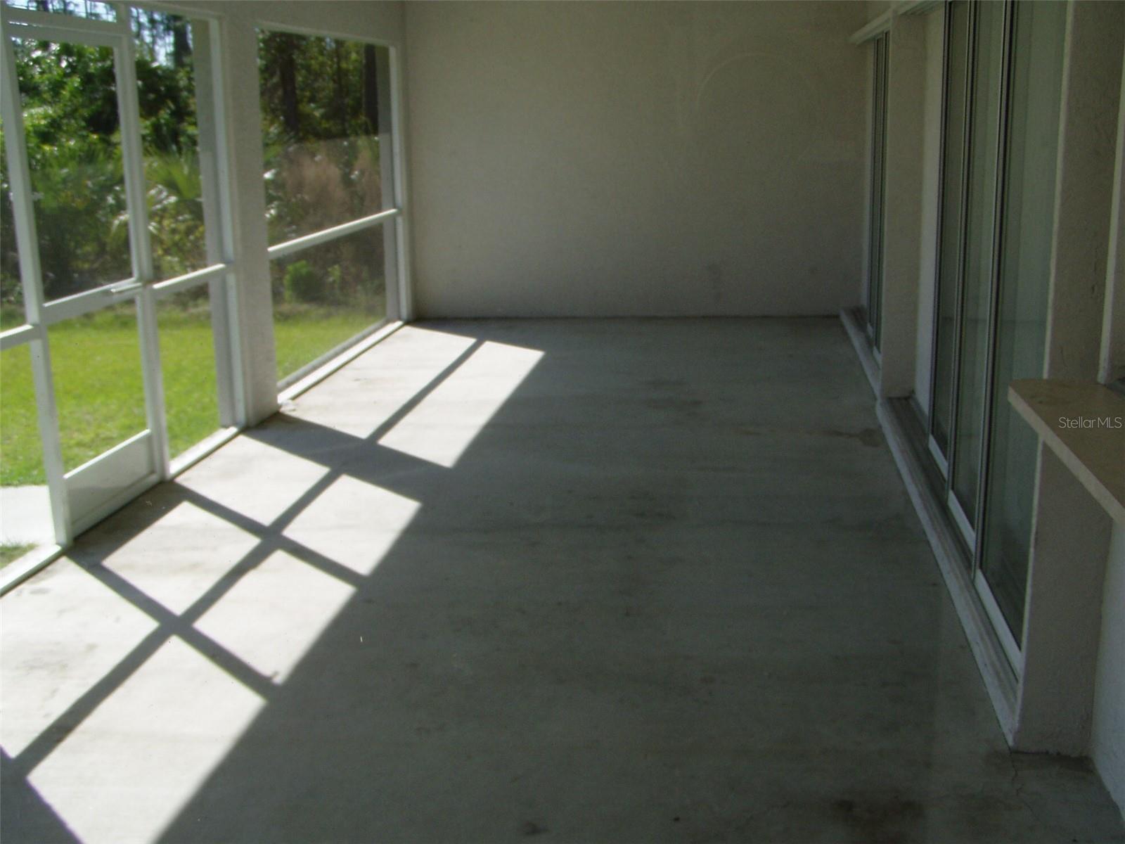 Image 3 of 3 For 1550 Abalom Street