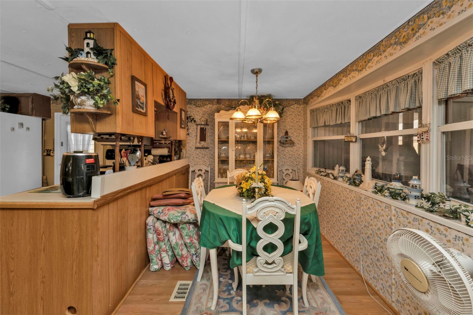 Image 15 of 48 For 10100 Burnt Store Road 25