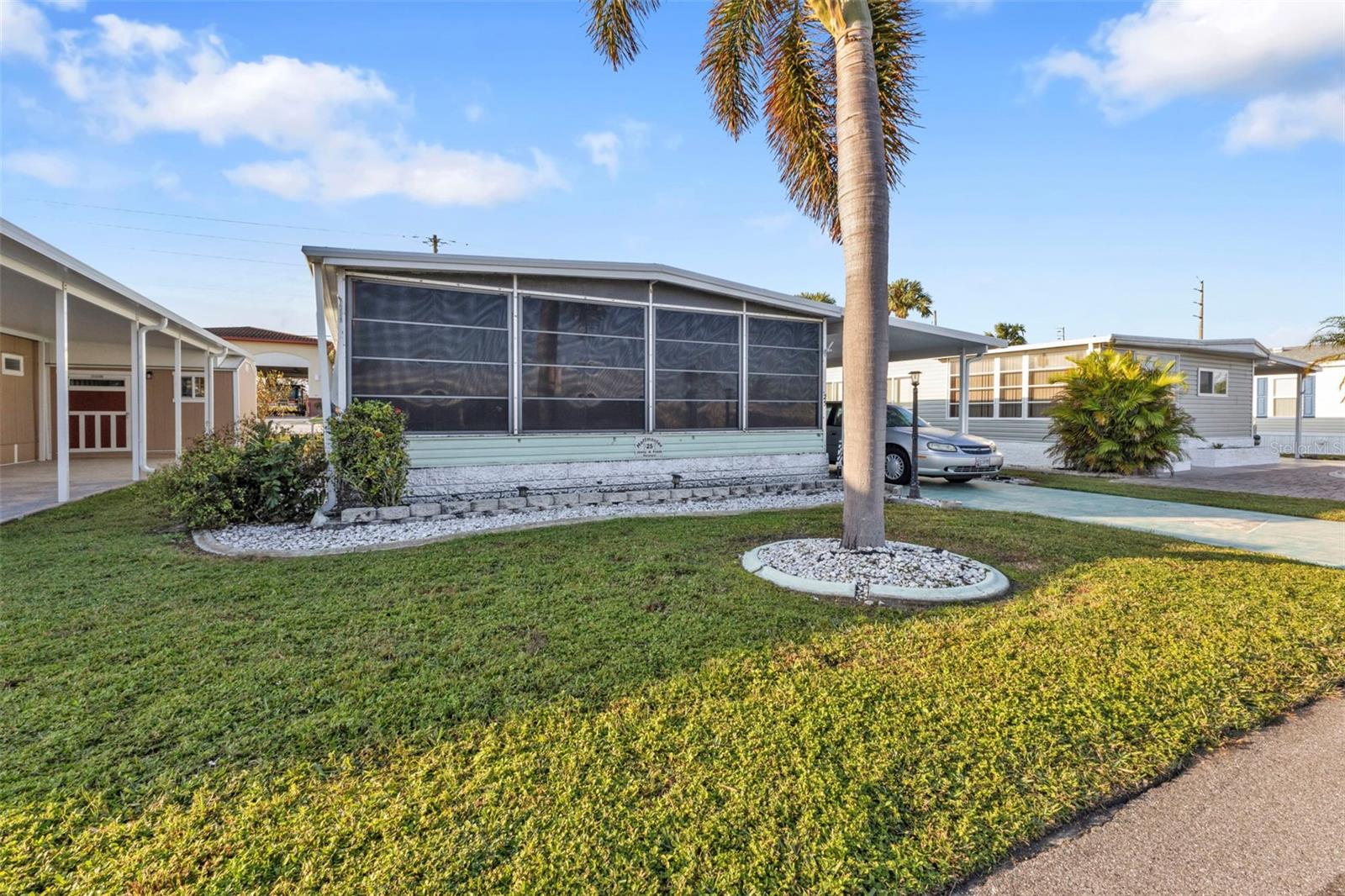 Image 29 of 48 For 10100 Burnt Store Road 25