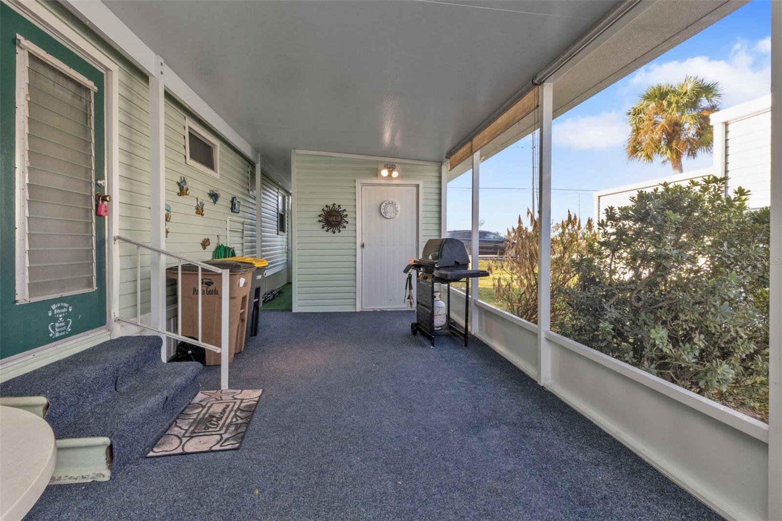 Image 5 of 48 For 10100 Burnt Store Road 25