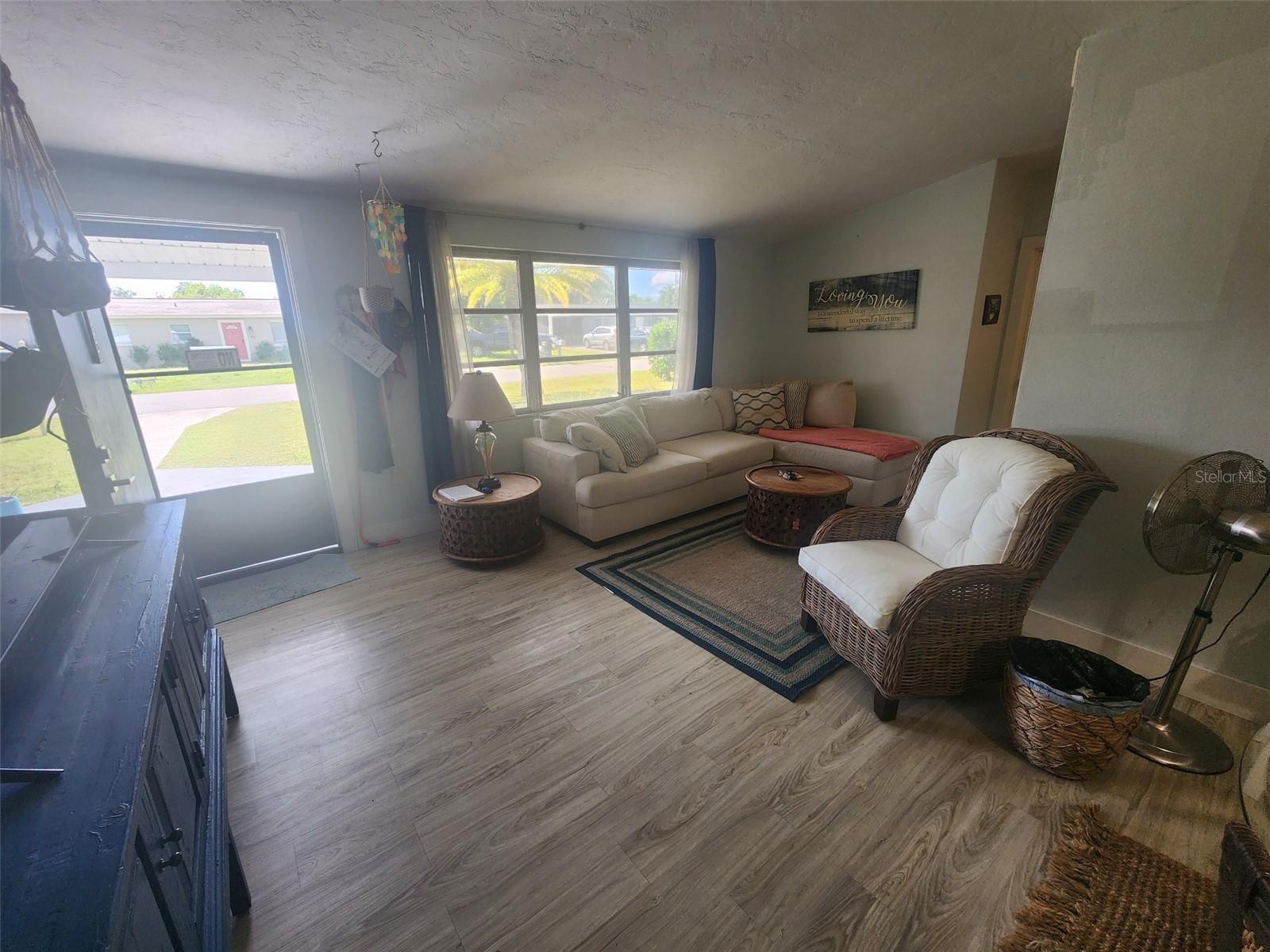 Image 14 of 25 For 184 Norfolk Avenue Nw