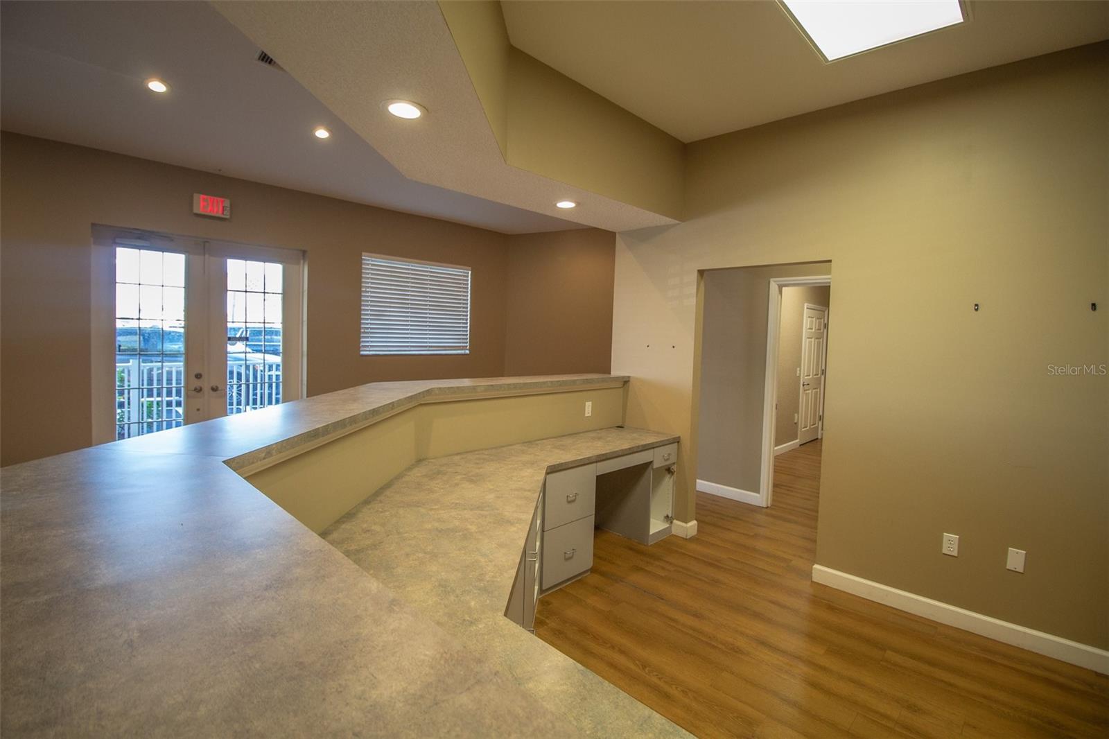 Image 14 of 20 For 970 Kings Highway 1