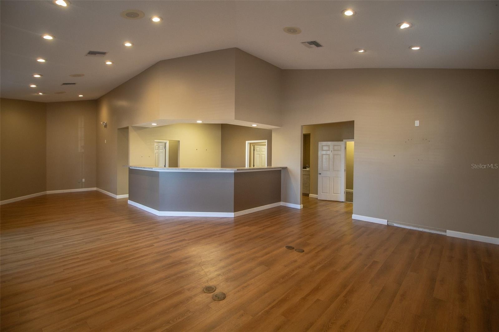 Image 9 of 20 For 970 Kings Highway 1