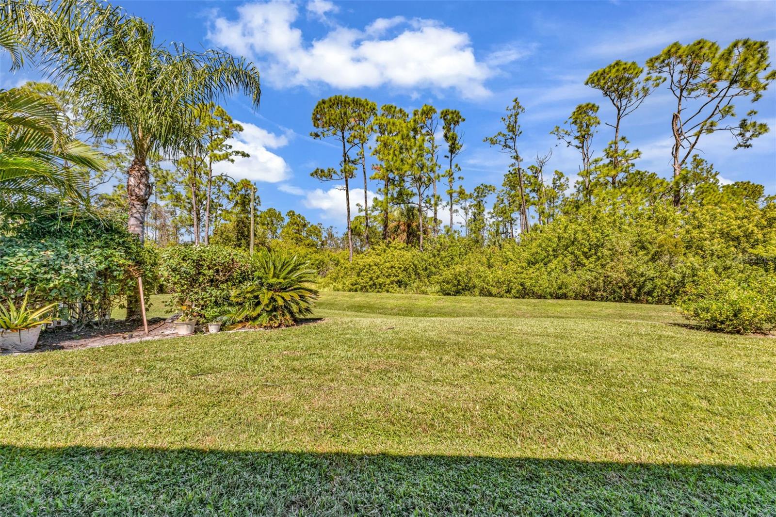 Image 39 of 48 For 13440 Pembroke Circle N