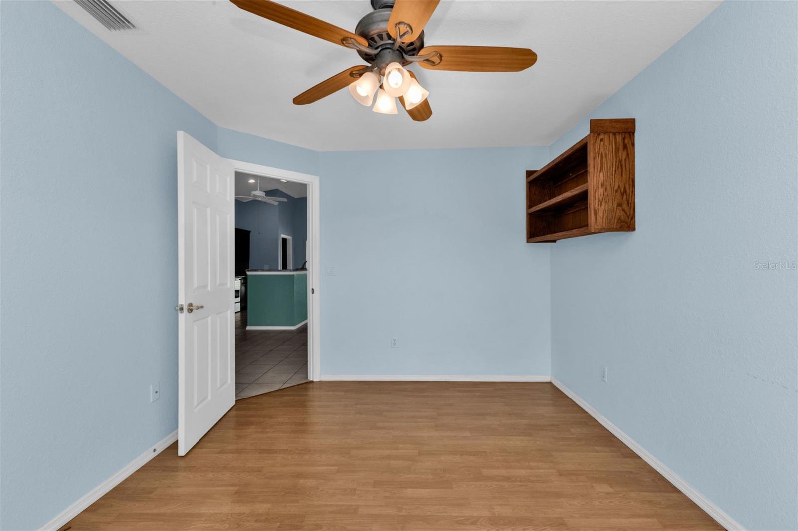 Image 9 of 48 For 13440 Pembroke Circle N