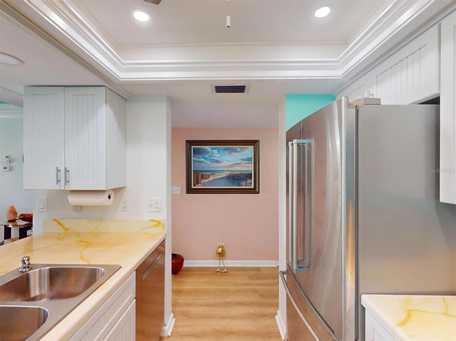 Image 24 of 79 For 4072 Oakview Drive C5