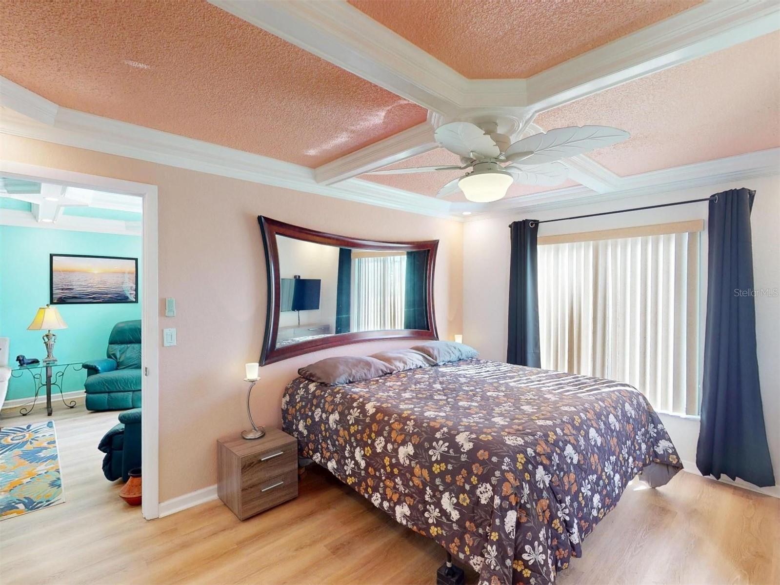 Image 28 of 79 For 4072 Oakview Drive C5