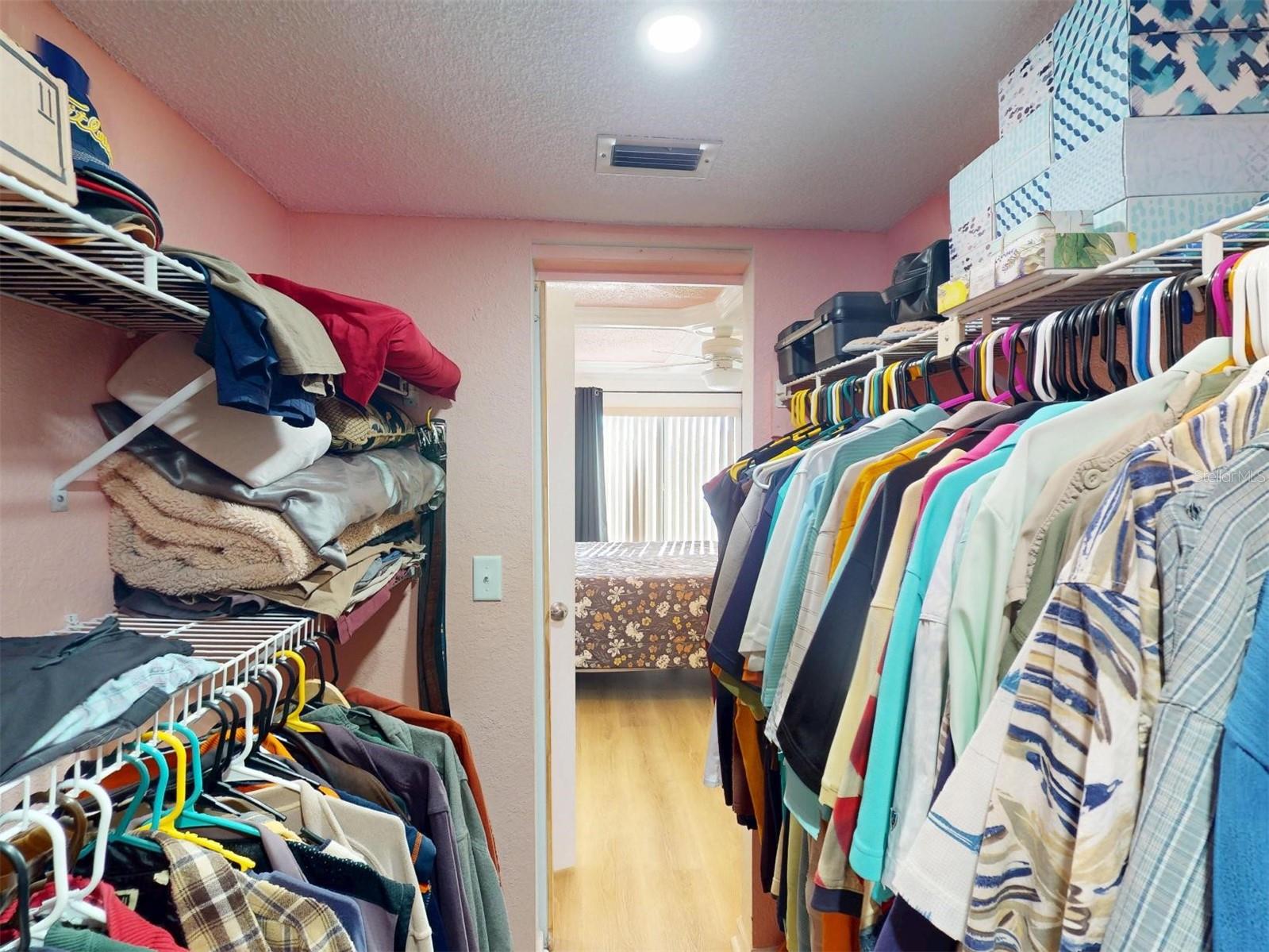 Image 40 of 79 For 4072 Oakview Drive C5