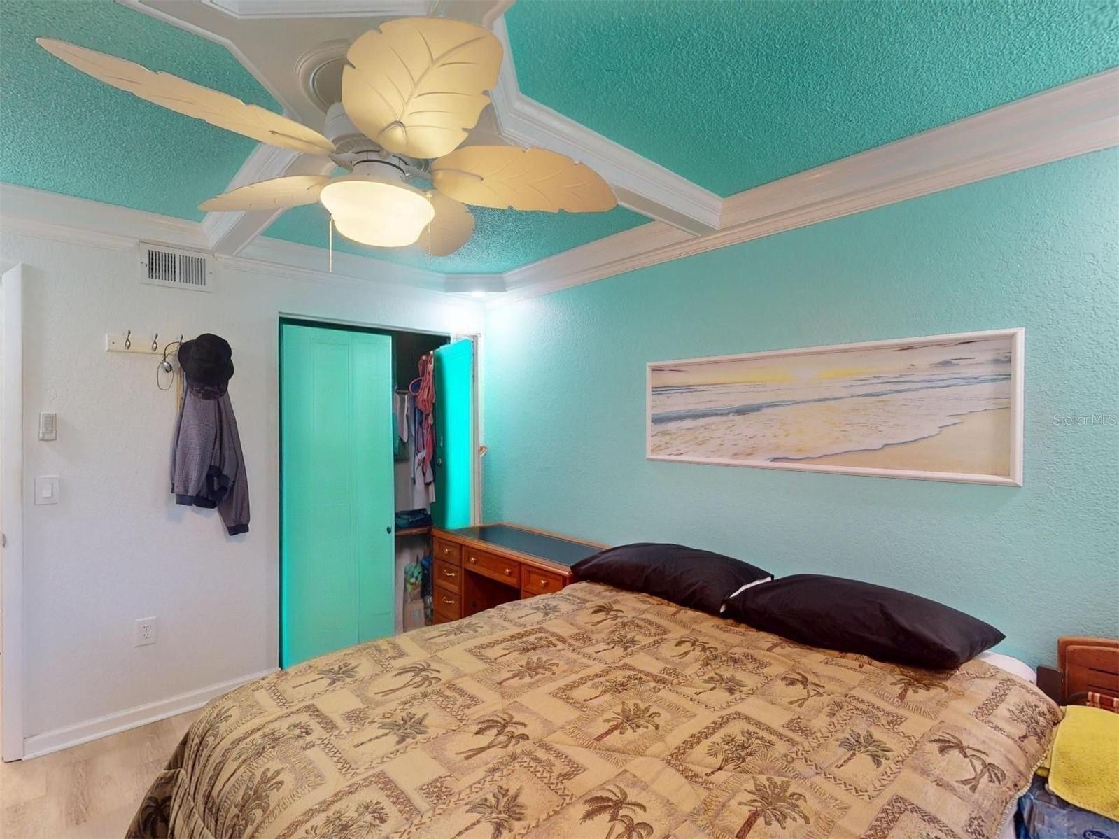 Image 43 of 79 For 4072 Oakview Drive C5