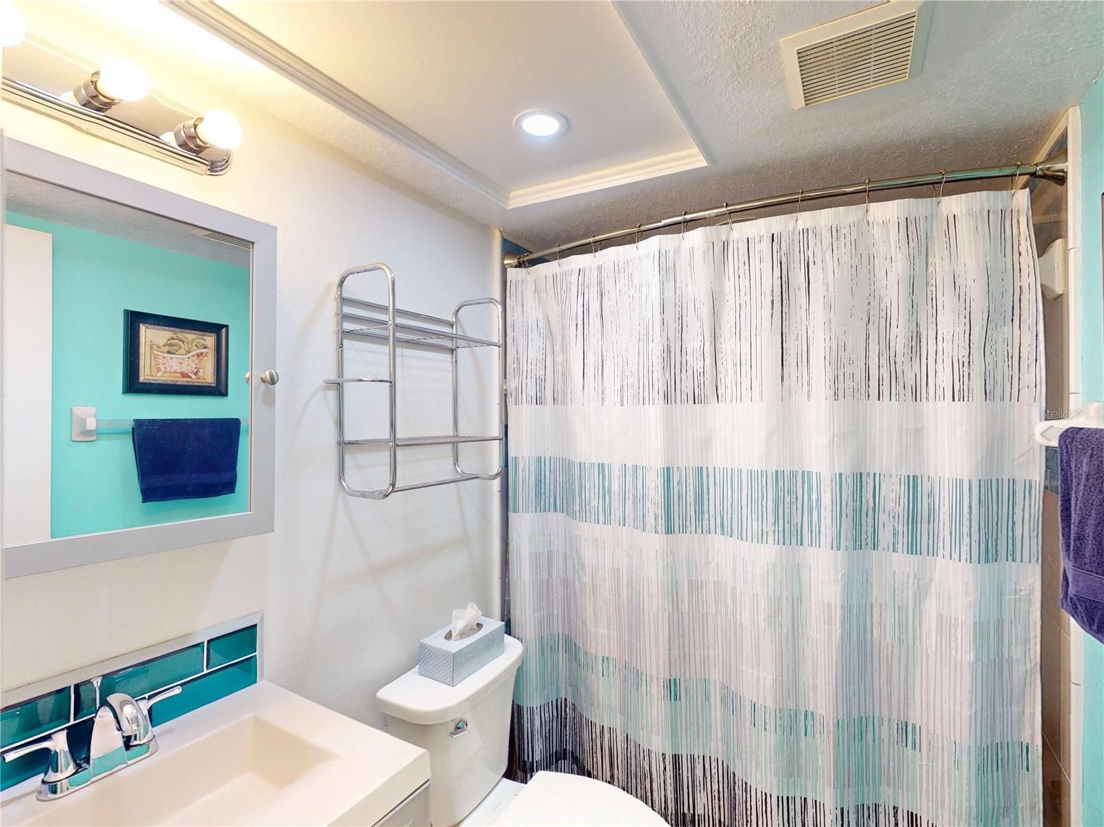 Image 47 of 79 For 4072 Oakview Drive C5