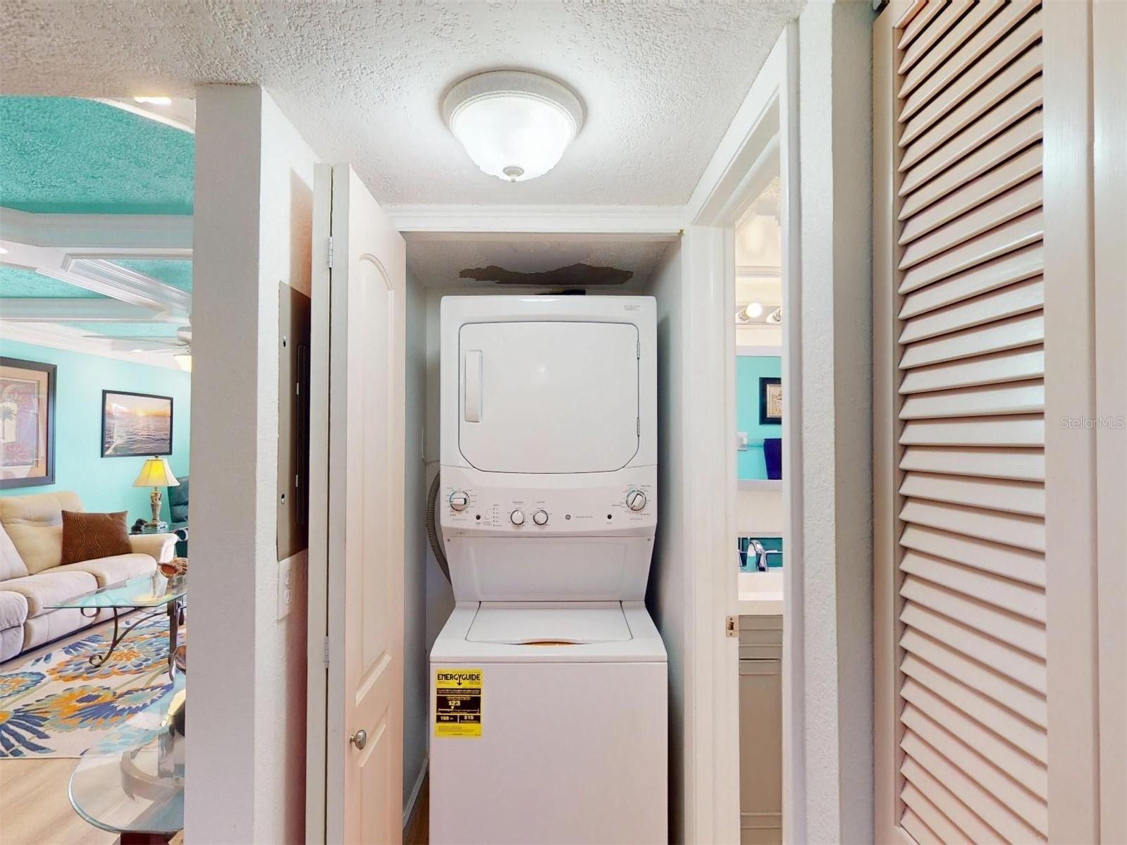 Image 56 of 79 For 4072 Oakview Drive C5