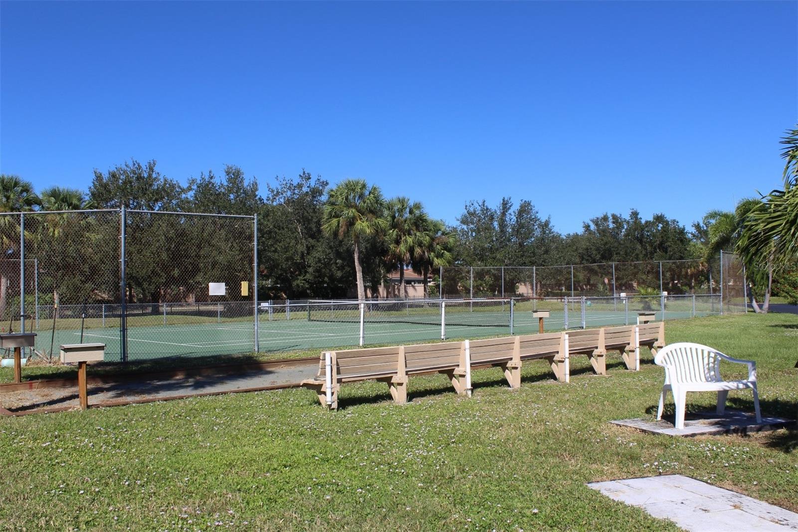 Image 71 of 79 For 4072 Oakview Drive C5