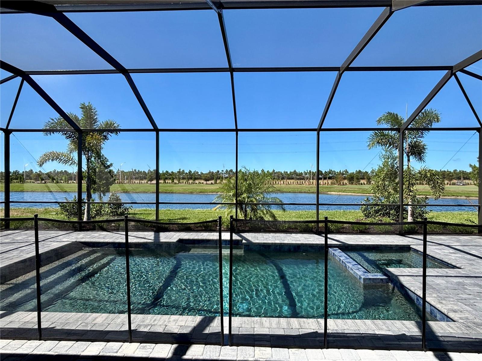 Image 2 of 8 For 5608 Lightening Whelk Lane