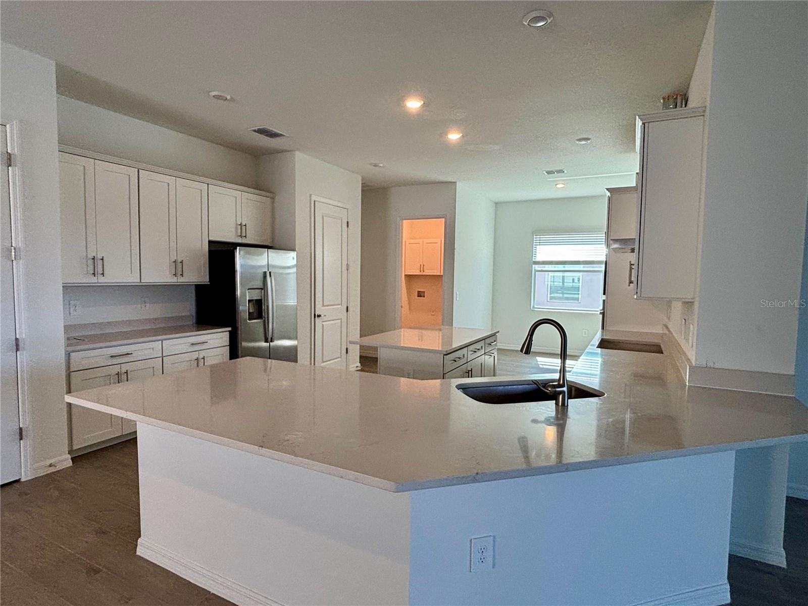 Image 4 of 8 For 5608 Lightening Whelk Lane