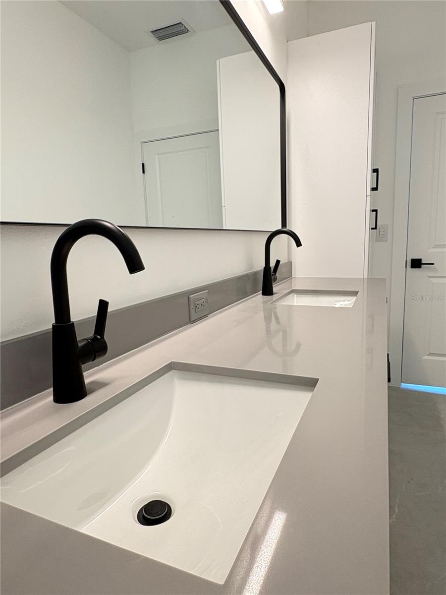 Image 25 of 32 For 2257 Hagoplan Lane