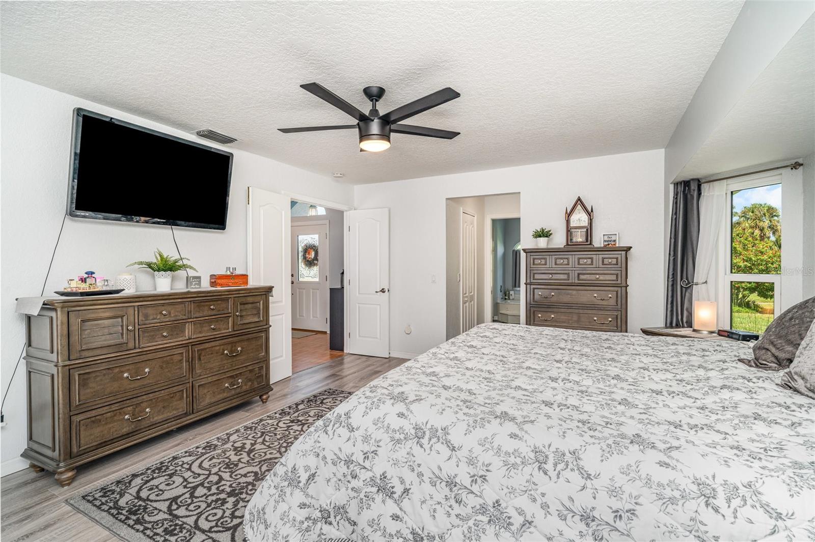 Image 21 of 38 For 5131 Appomattox Drive