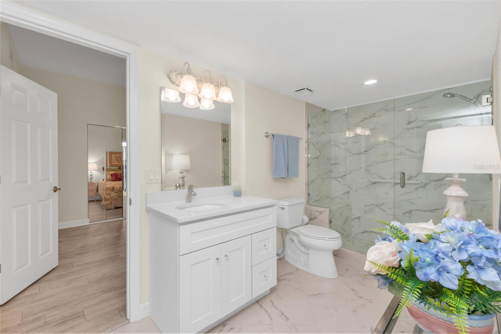 Image 26 of 49 For 1601 Park Beach Circle 136-18