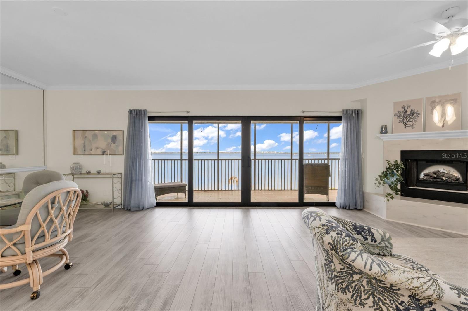 Image 9 of 49 For 1601 Park Beach Circle 136-18