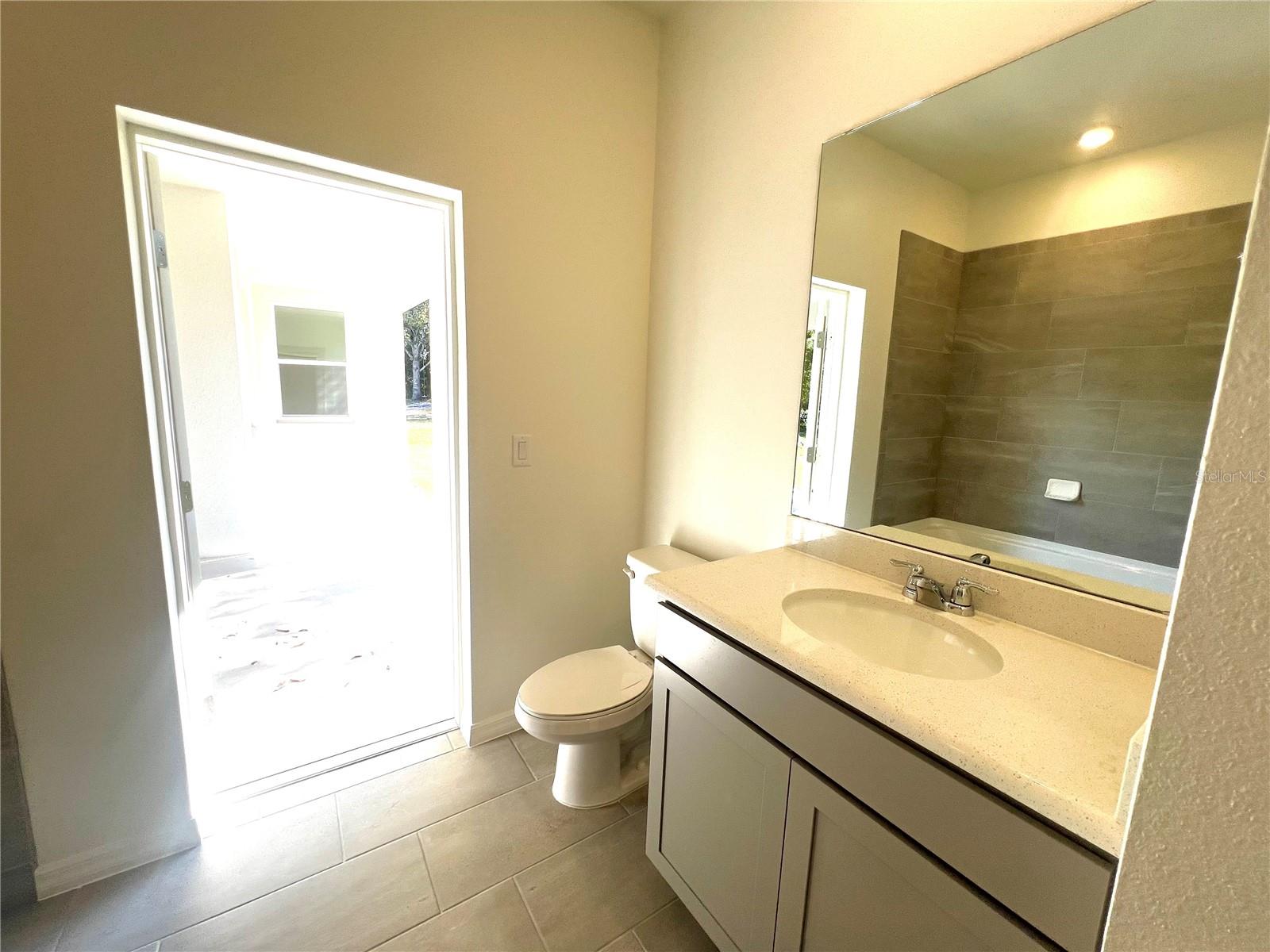 Image 13 of 24 For 4 Lynbrook Drive