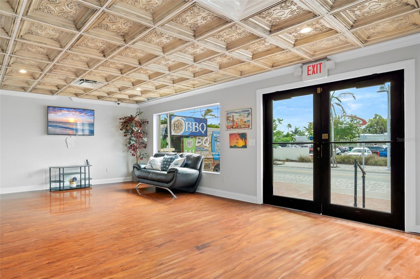 Image 15 of 38 For 1213 47th Terrace