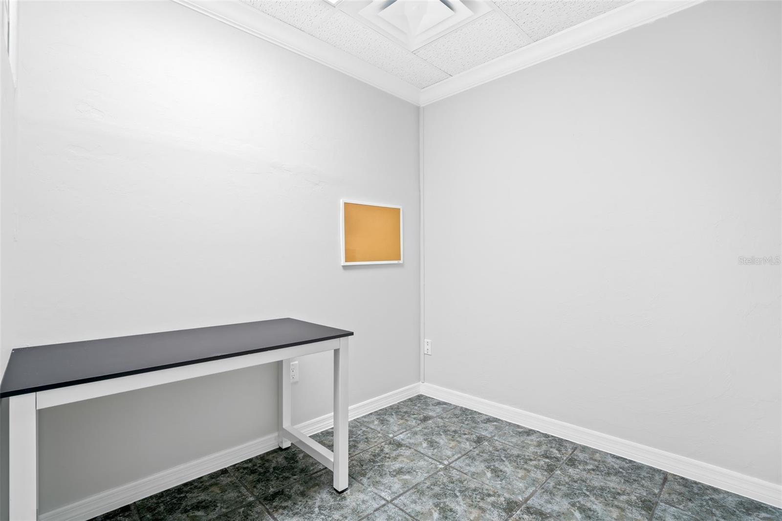 Image 30 of 38 For 1213 47th Terrace