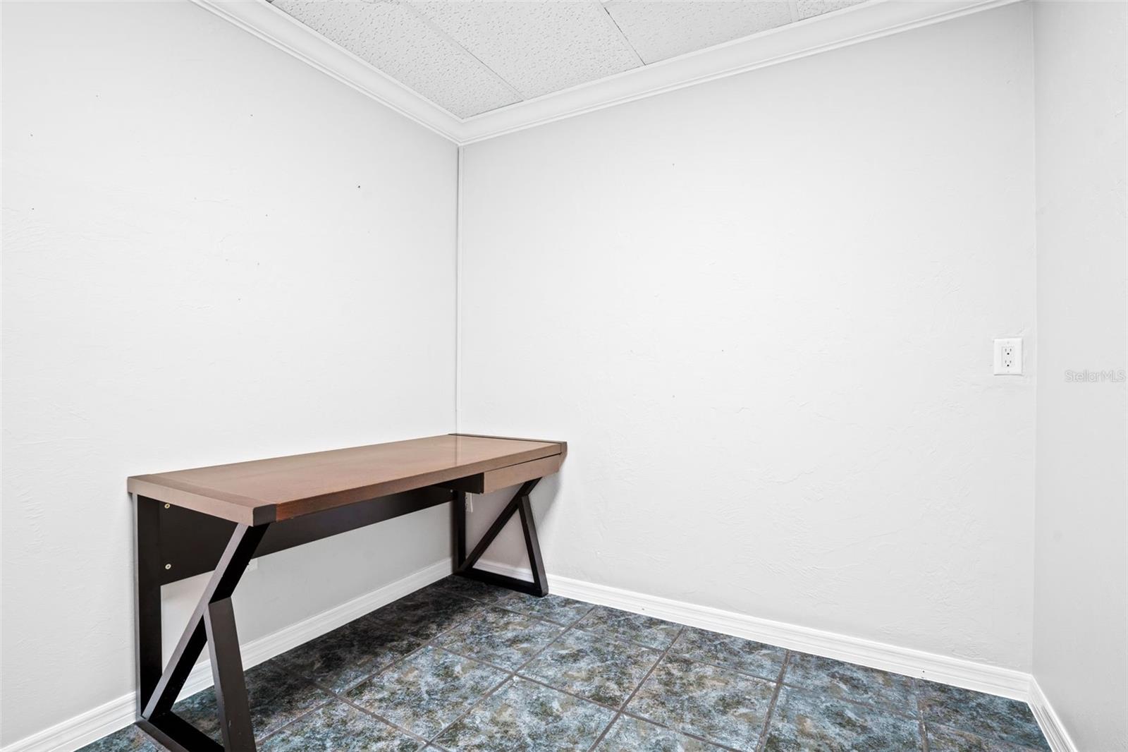 Image 31 of 38 For 1213 47th Terrace