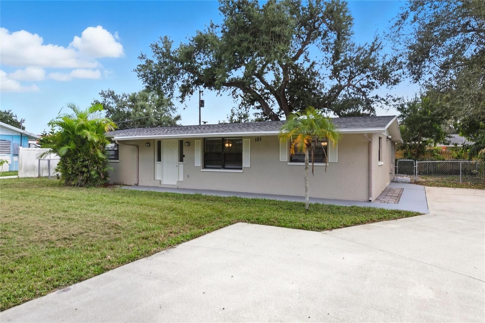 Details for 101 Oberlin Road, VENICE, FL 34293