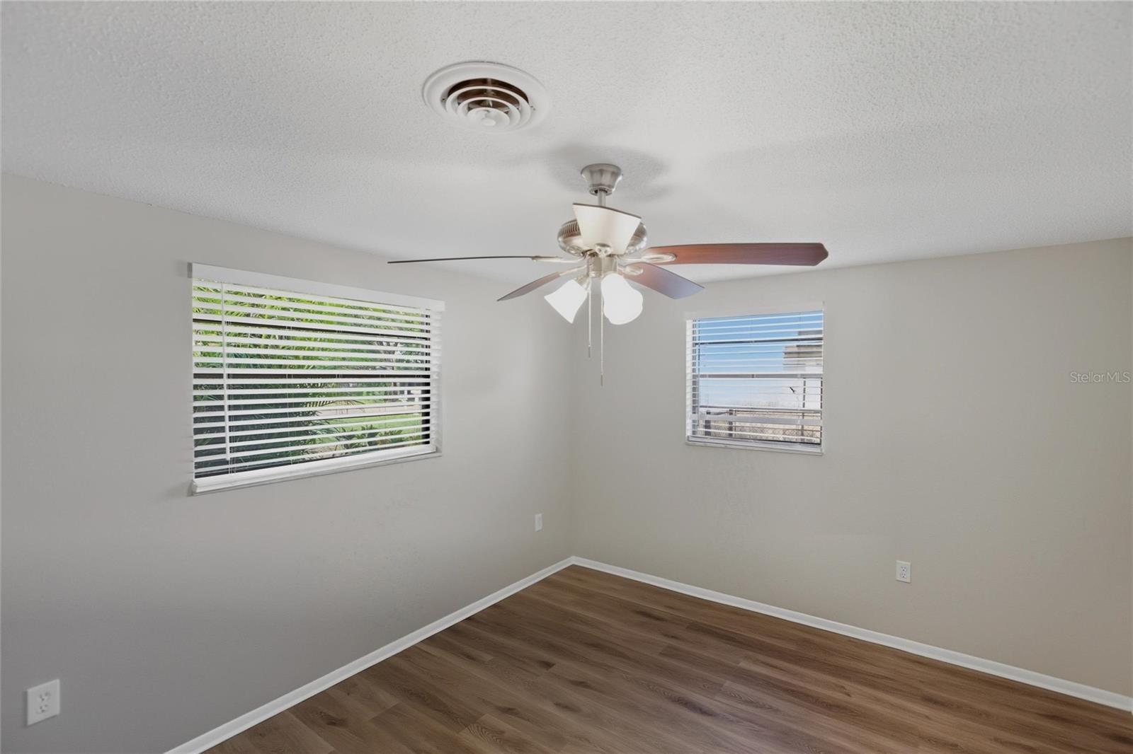 Image 17 of 33 For 101 Oberlin Road