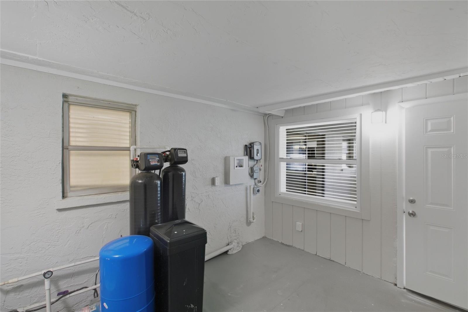 Image 28 of 33 For 101 Oberlin Road